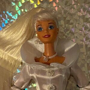 Barbie Crystal Splendor 1995 New in Box, Never Open 15136